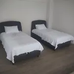 Living House Вилла *