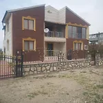Living House וילה Salihli